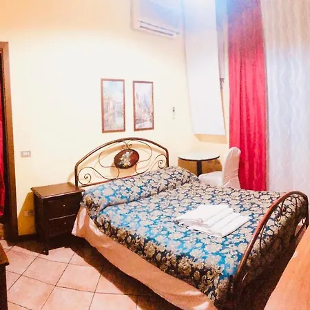 Apartment On The Corner With Piazza Duomo Mailand
